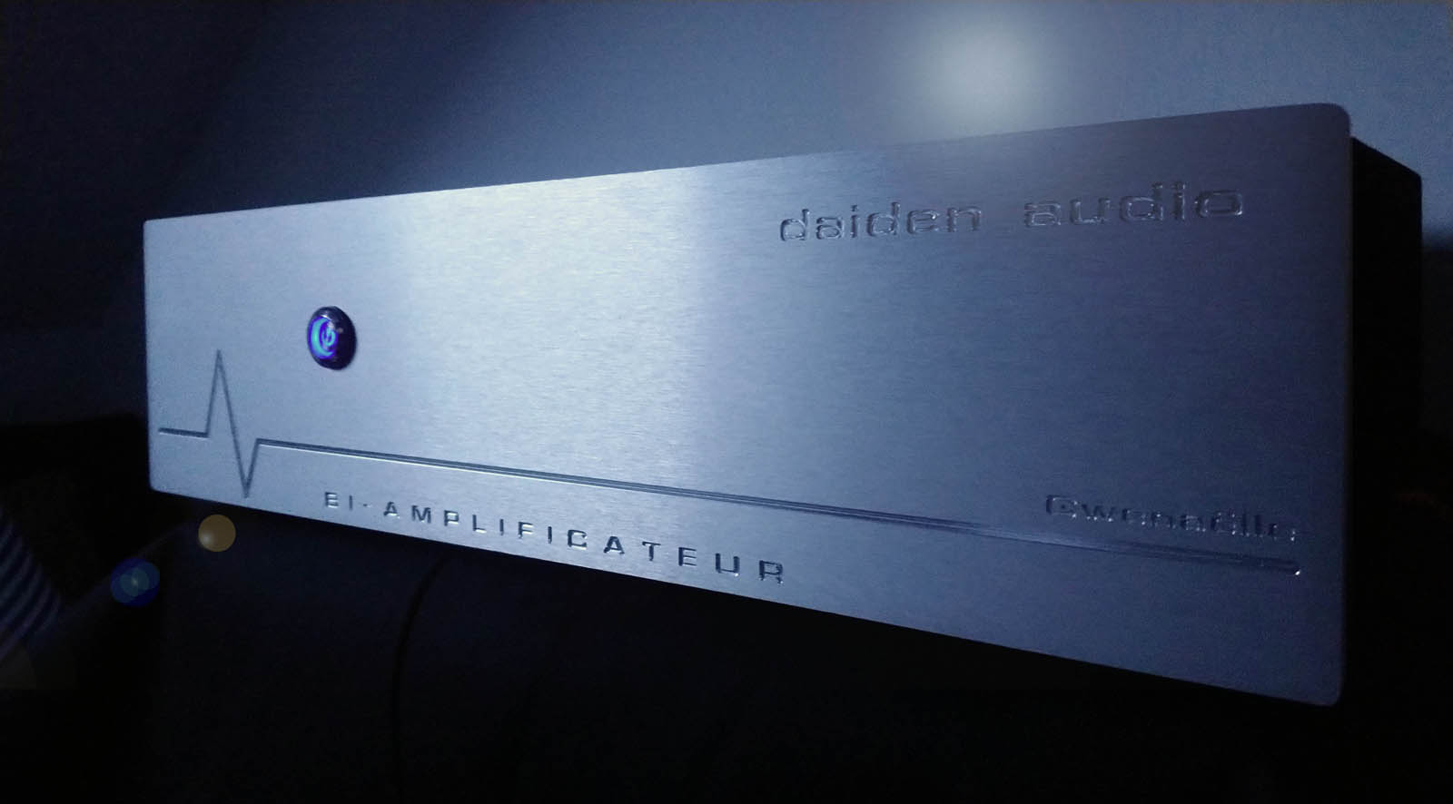 Daiden Audio Bi-Amplificateur